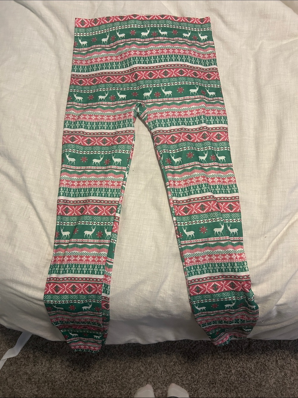 No Boundaries Green & Red Holiday Reindeer Leggings